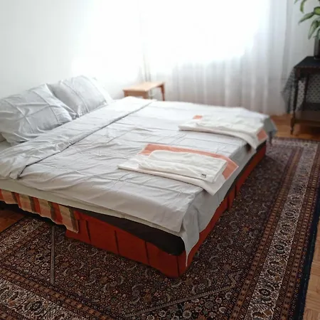 Smailovic Apartment *